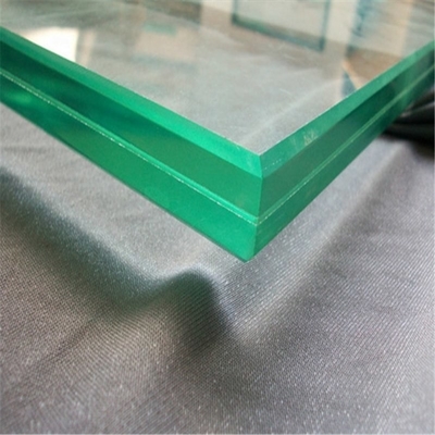 Low Iron Polished Edge Tempered Glass for 1830*2440/2140*3300/2440*3660 Size Demand