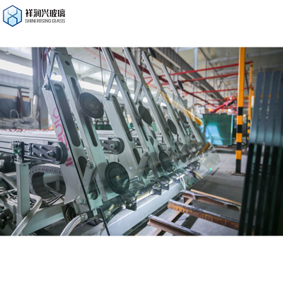 8MM Flatness Conforming Article Ultra Clear Tempered Glass with CE and CCC Certificated