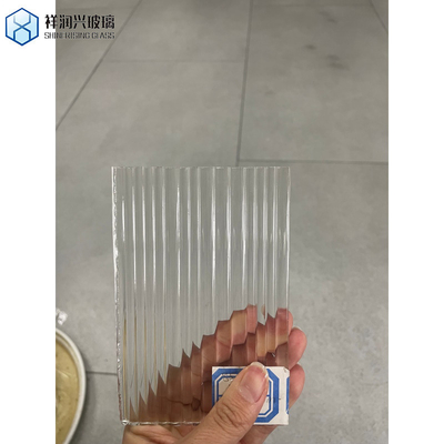 Flat Polished 5mm Aqualite Patterned Glass Grain Net Traingless Irregular Squares Hishicross