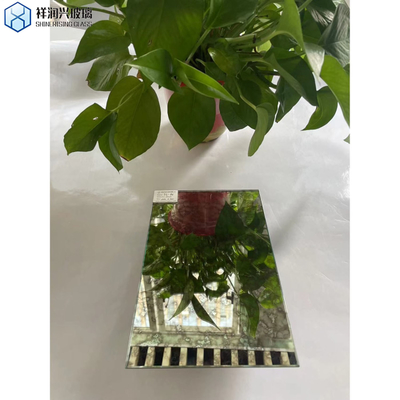 Decorative Large Wall Mirror Antique Glass Mirrors with Customized Designs