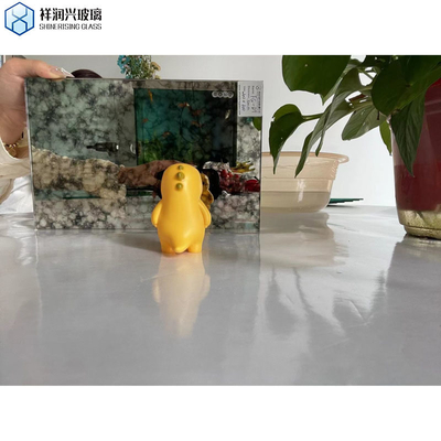 Classical Antique Mirror Glass for Interior Wall Decoration in Amusement Rectangle Style