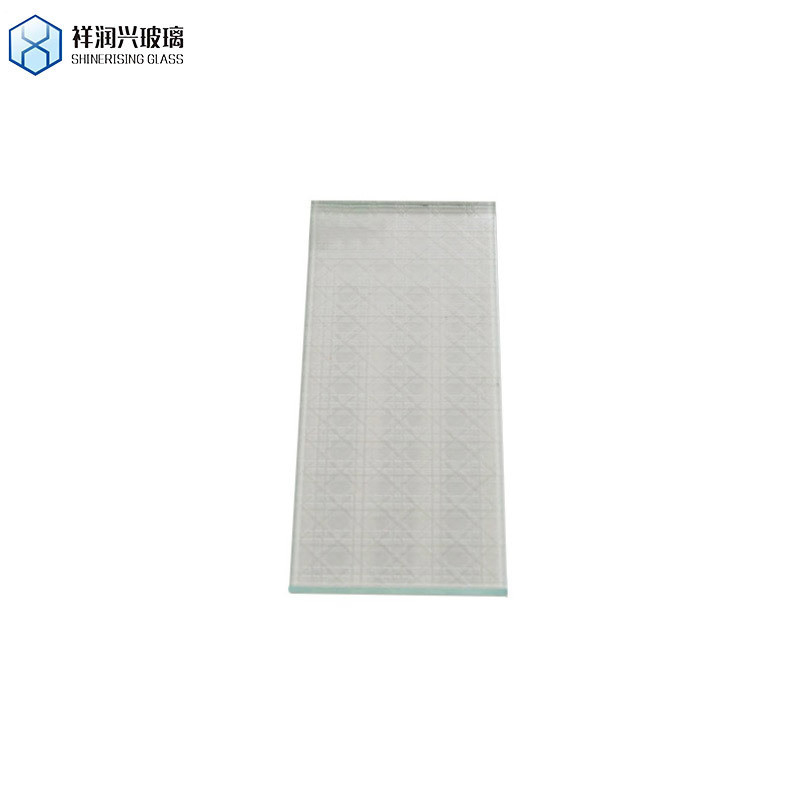 Customized 1.6-4mm Cloth Pattern Solar Glass with Coated Photovoltaic Glass and Demand