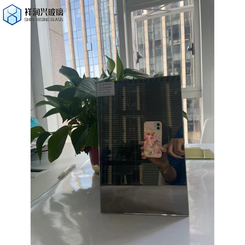 Customized Colorful Glass in Blue and Green for Rectangle Shape Tempered Glass Demand