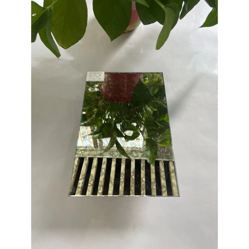 Cutting Processed Decorative Glass Mirror Wall Panel with Modern Style and Tempering